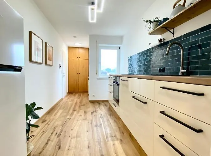 Butler Family & Friends Mit Hund Lägenhet Füssen