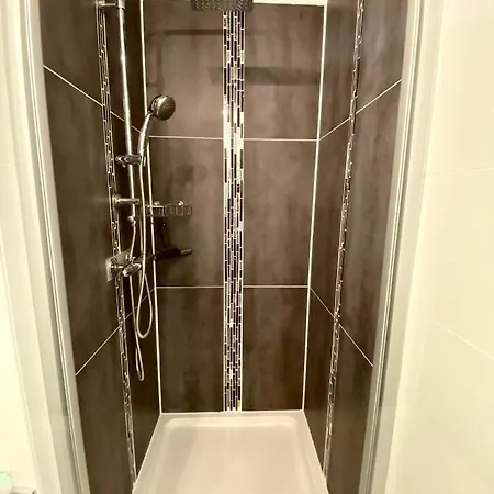 Lejlighed Butler Family & Friends Mit Hund Füssen