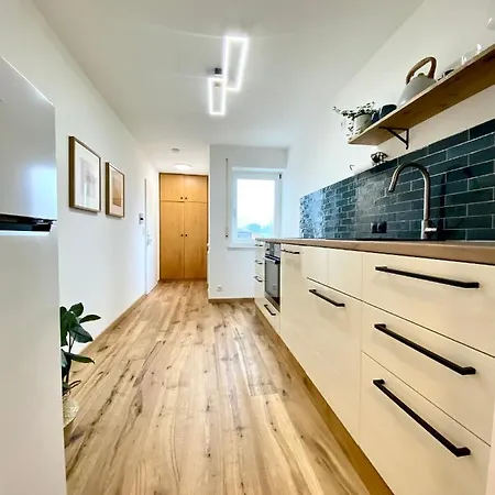 Butler Family & Friends Mit Hund アパート フュッセン