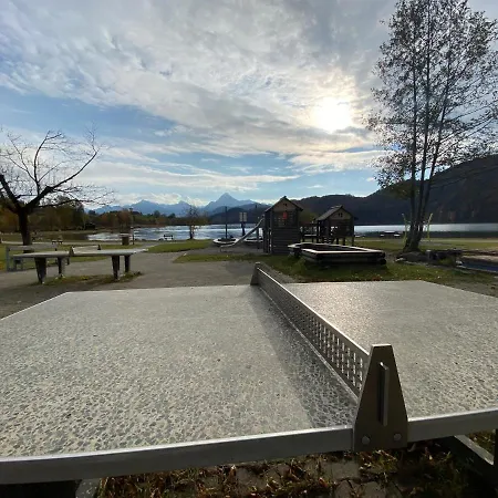 Butler Family & Friends Mit Hund *